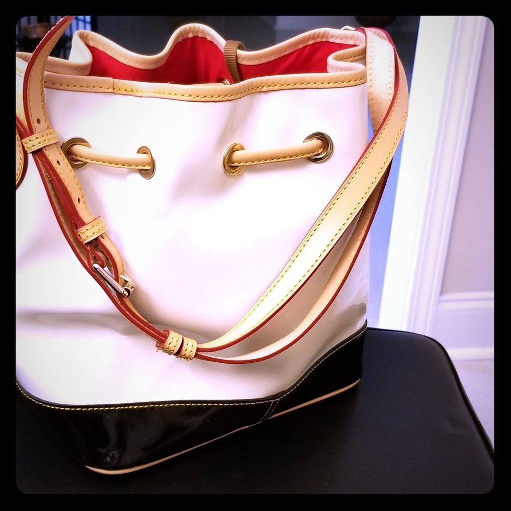 Dooney and bourke